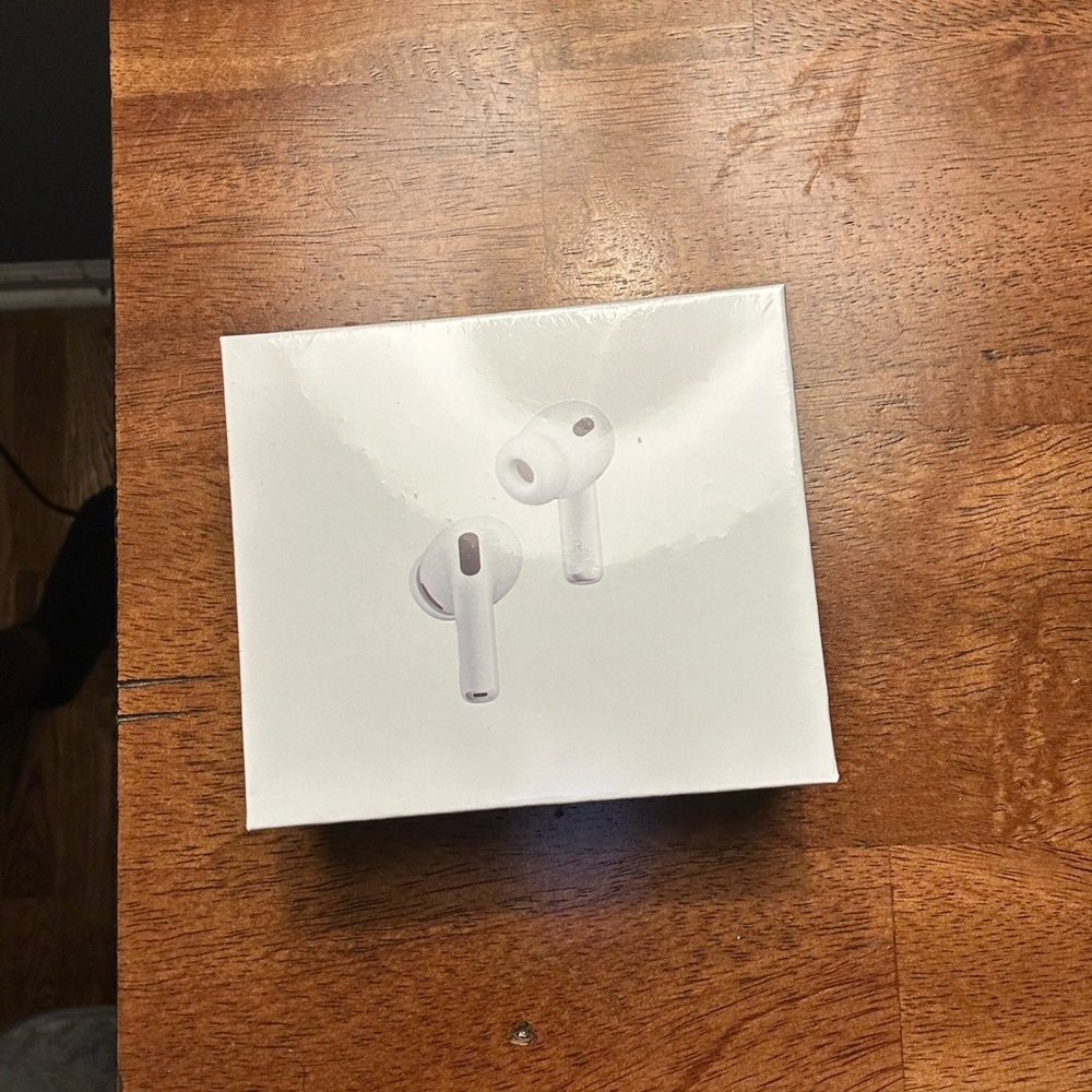 Apple AirPods Pro 3 ANC ( ACTIVE NOISE CALLENCTION)